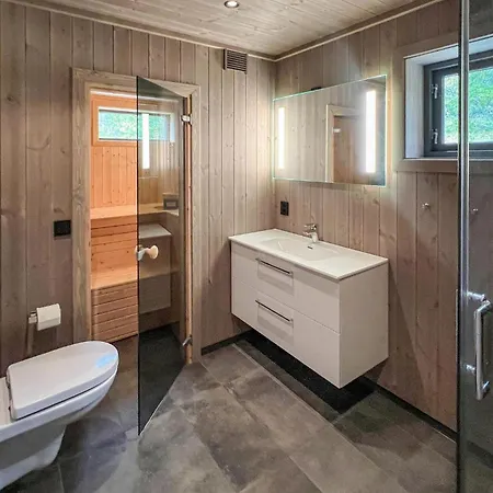 Preciosa Casa En Con Sauna Galåa